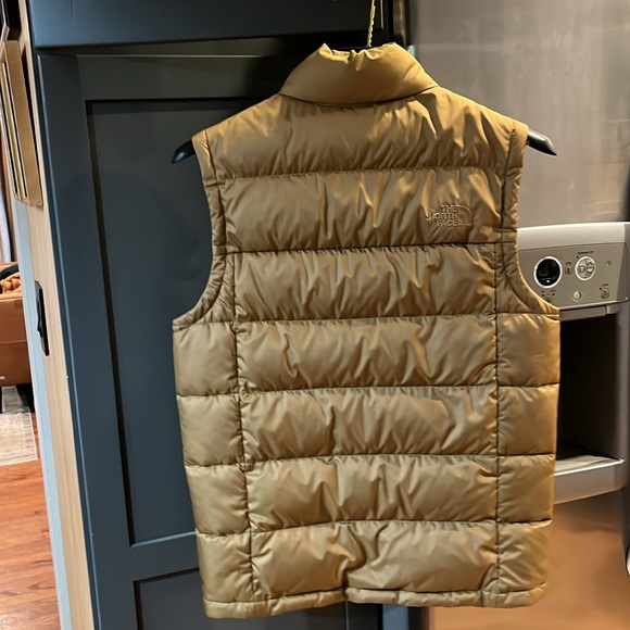 The North Face Tan Puffer Vest - Picture 3 of 8